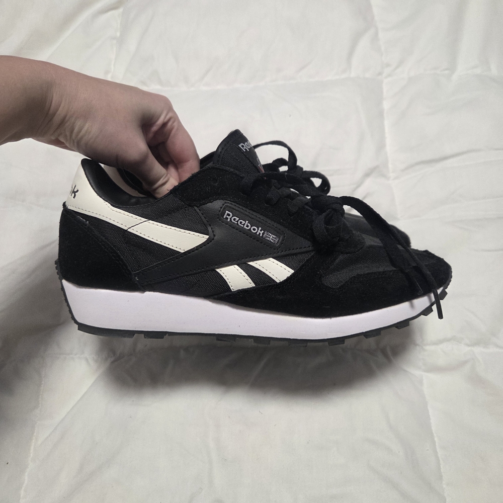 NWOT Reebok Black Classic Casual Sneakers